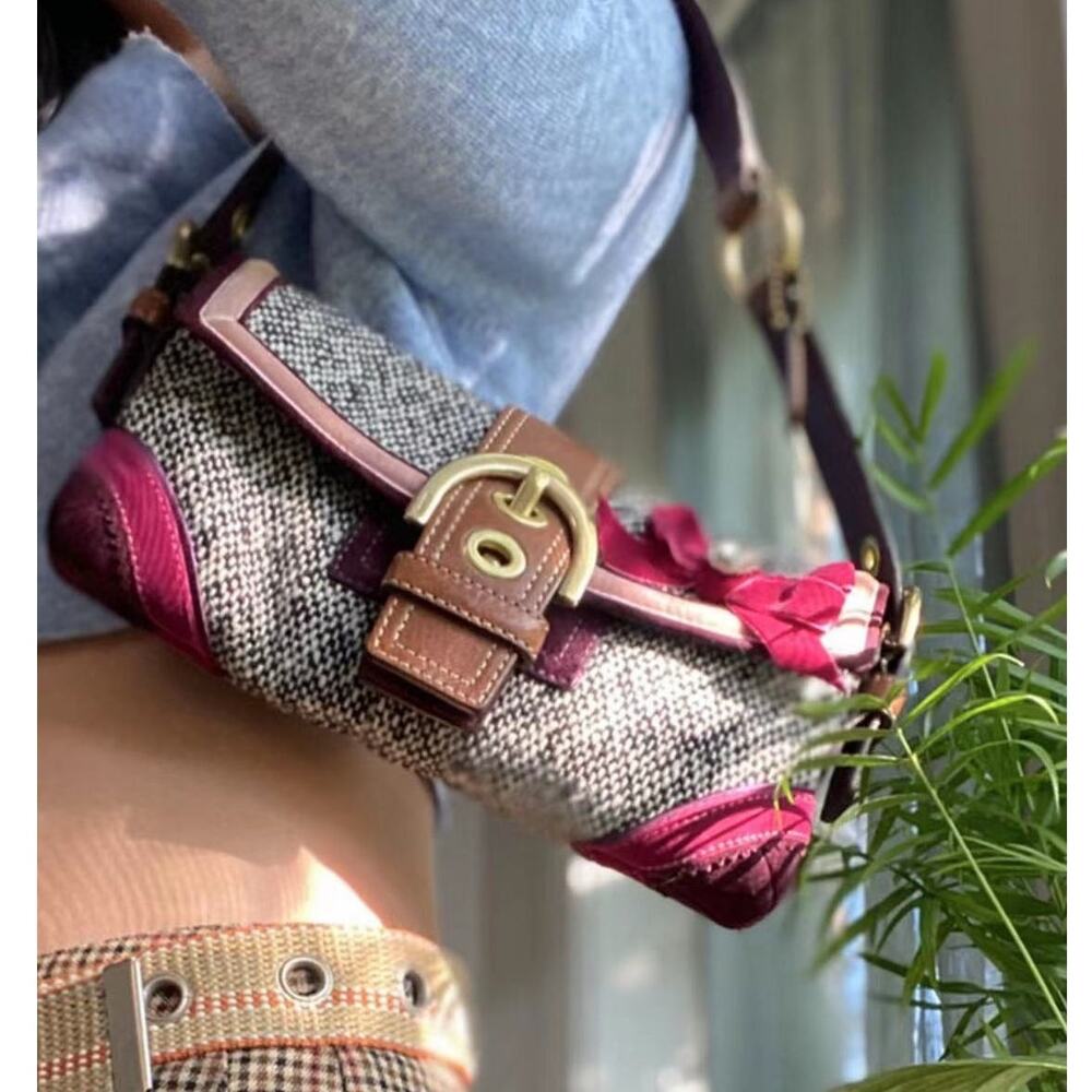 Coach Vintage Y2K Purple Tweed Suede Shoulder Bag 8F01